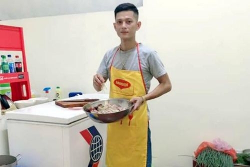 Tô bún tình người
