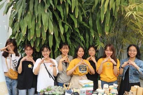 Sài Gòn xanh hơn với 'Nhà nhiều lá'
