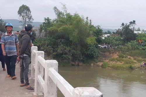 Nam sinh lớp 10 để xe đạp trên cầu, nhảy sông Vu Gia tự tử