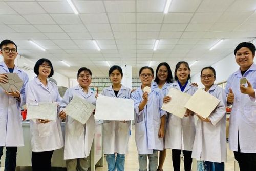 Nữ thạc sĩ 9x sở hữu 12 bài báo quốc tế