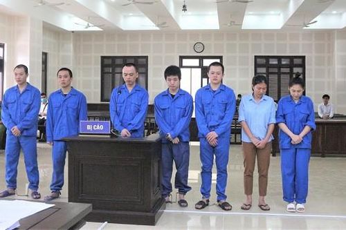 Hơn 17 năm tù cho 2 phụ nữ đưa 14 người Trung Quốc nhập cảnh trái phép