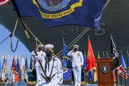 Hải quân Mỹ chính thức khai tử tàu tấn công đổ bộ USS Bonhomme Richard