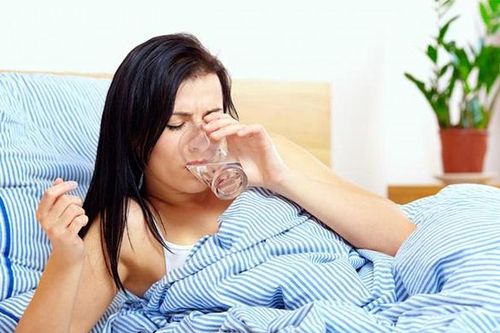 Điều 'thần kỳ' sẽ xảy ra với cơ thể nếu uống nước trước khi ngủ