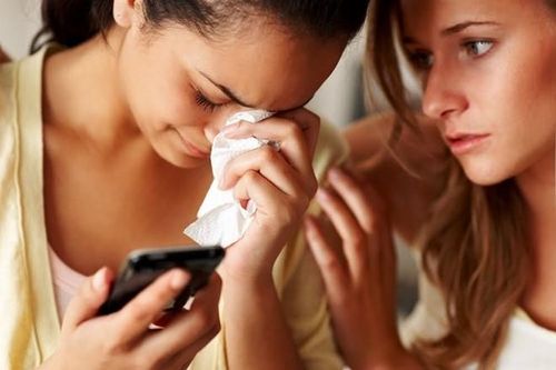 Điều gì xảy ra với cơ thể khi bạn khóc?