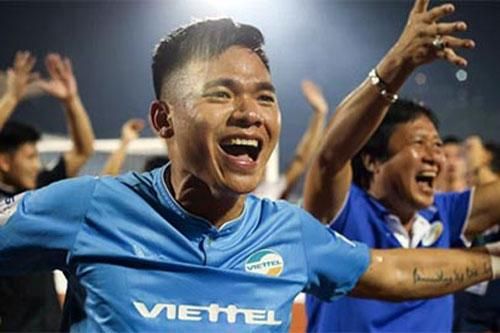 Nguyên Mạnh: 'Hà Nội FC và HAGL đấu nhau là lợi thế với Viettel'
