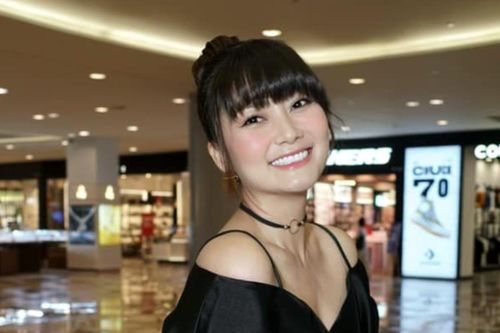 Bị chê tơi bời vì đội tóc mái giả, Ngọc Lan vội vàng đăng clip giải thích