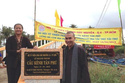 Khởi công xây 21 'Mái ấm sen búp tặng người', khánh thành 2 cầu bê-tông