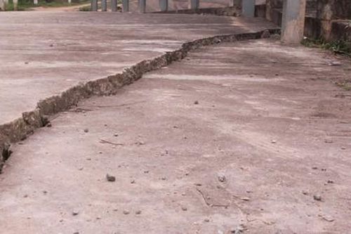 Kênh thủy lợi 1.300 tỷ đồng chưa bàn giao đã sụt lún, xuống cấp