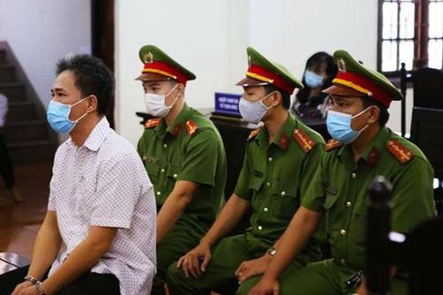 Tuyên phạt bị cáo Quách Duy 4 năm 6 tháng tù