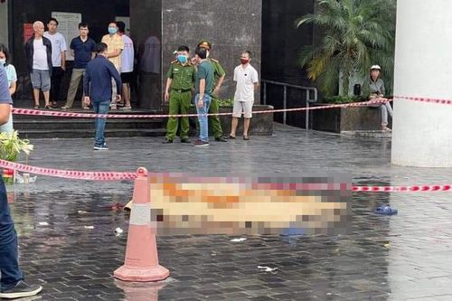 Điều tra vụ nam thanh niên rơi từ tầng 7 chung cư ở quận Bắc Từ Liêm