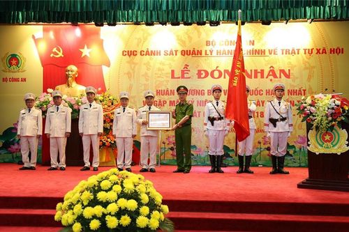 Huy động tối đa lực lượng, phương tiện hoàn thành Cơ sở dữ liệu quốc gia về dân cư và 50 triệu Căn cước công dân đúng hạn