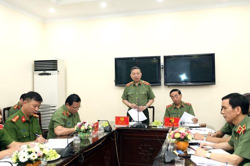 75 năm xây dựng, chiến đấu trưởng thành của 'quả đấm thép' ở địa bàn trọng điểm