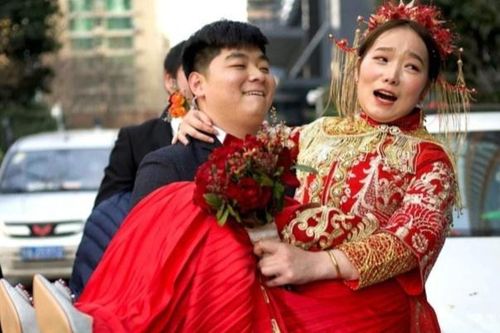 Phụ nữ '6 không' bị cấm đoán ở Trung Quốc