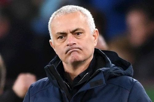 Pogba kể mặt tiêu cực của Mourinho