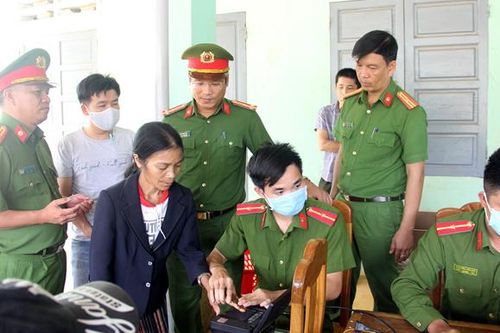 Lãnh đạo Công an tỉnh Quảng Nam kiểm tra cấp CCCD tại huyện vùng cao Bắc Trà My