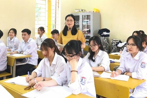 Nắm rõ cấu trúc đề để ôn tập và làm tốt bài Ngữ Văn thi tốt nghiệp trung học phổ thông