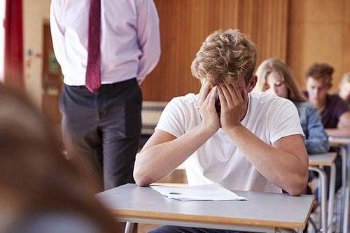Anh: Trường tư cách xa giấc mơ học tập bình đẳng
