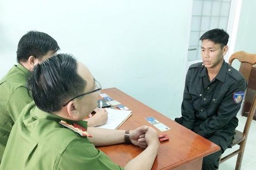 Cà Mau: Giả danh công an để lấy oai làm quen với bạn gái trên mạng xã hội