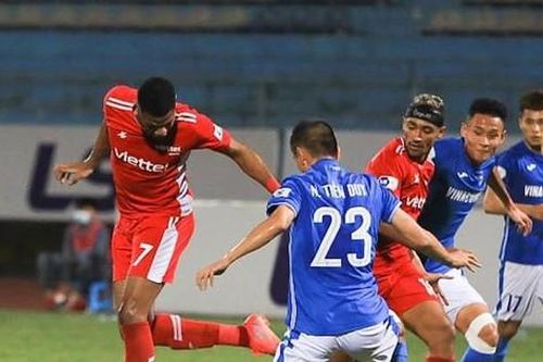 CLB Viettel phả hơi nóng vào ngôi đầu của HAGL