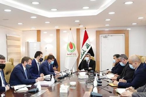 Bộ trưởng Dầu mỏ Iraq làm việc với phái đoàn Lukoil của Nga