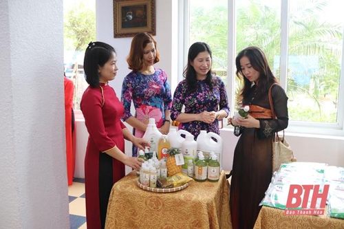 Nữ 'thủ lĩnh' ngoại đạo ngành công nghệ sinh học