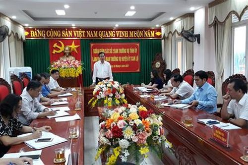 Đoàn giám sát của BTV Tỉnh ủy làm việc với BTV Huyện ủy Cam Lộ
