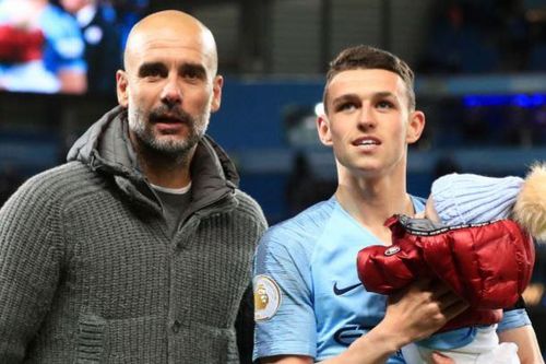 Sao Man City làm cha lần thứ 2 ở tuổi 20