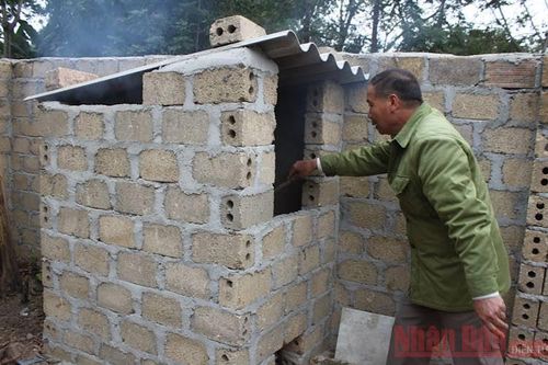 Cần nhân rộng mô hình lò đốt rác tại gia đình