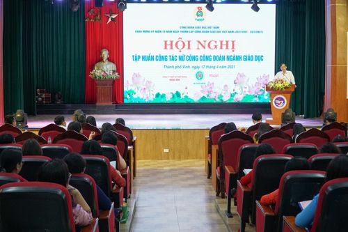 Nâng cao chất lượng hoạt động nữ công và bình đẳng giới ngành giáo dục