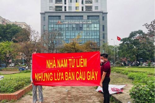 Mua phải chung cư 'treo Cầu Giấy bán Nam Từ Liêm': Phụ huynh cầu cứu cho con học trái tuyến