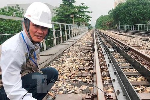 Hệ thống đường sắt quốc gia đi qua Hà Nội xuống cấp thê thảm