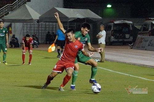 Níu chân nhau, Sài Gòn và Hải Phòng tiếp tục 'cầm đèn đỏ'