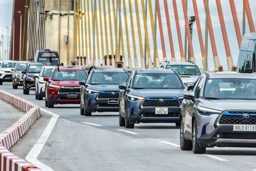 Vì sao ô tô hybrid phù hợp với Việt Nam ở thời điểm hiện tại?