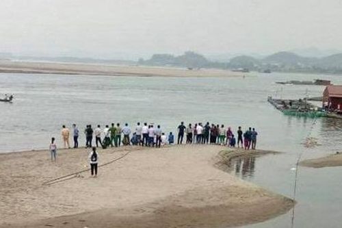 Phú Thọ: Tìm thấy thi thể 2 học sinh trên sông Đà sau 3 ngày mất tích