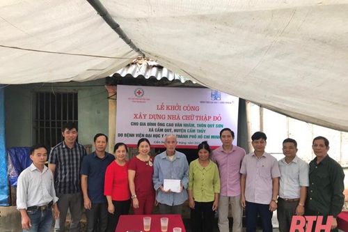 Khởi công xây dựng Nhà Chữ thập đỏ cho hộ có hoàn cảnh khó khăn Cẩm Thủy