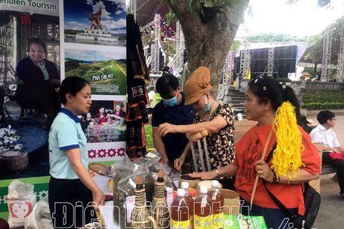 Điện Biên tham gia 1 gian hàng tại Lễ hội kích cầu du lịch và giới thiệu văn hóa ẩm thực Hà Nội