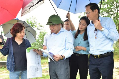 Khảo sát phát triển du lịch tại hồ Hoa Lũng