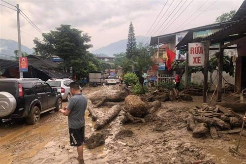 Lũ ống kinh hoàng ở Lào Cai: Ban Chỉ đạo phòng chống thiên tai chỉ đạo khẩn