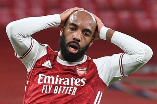 Arsenal thoát thua đội xếp thứ 18 ở phút 90+7