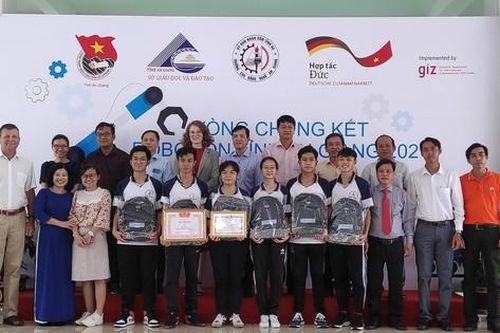 Trường THPT Nguyễn Trung Trực đạt giải nhất cuộc thi Robocon cấp tỉnh
