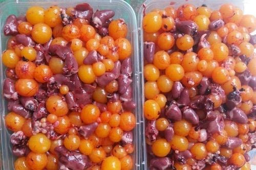 Hàng tấn đặc sản trứng gà non hôi thối tuồn vào nhà hàng