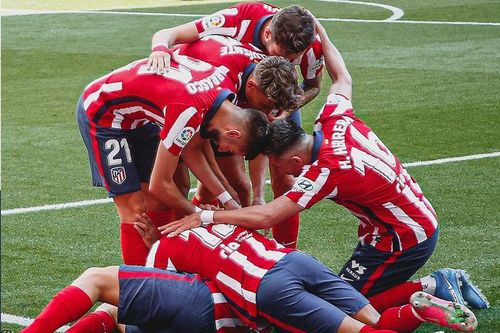 Đại thắng '5 sao', Atletico nới khoảng cách với Real và Barca