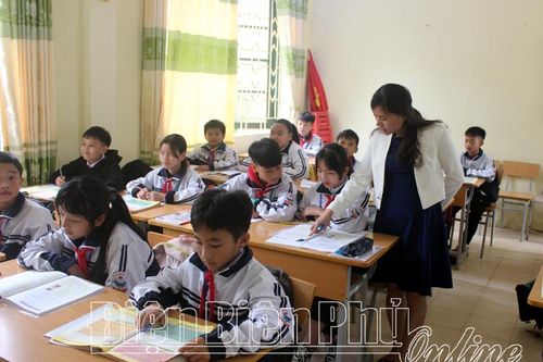 Ðiện Biên Ðông xây dựng trường chuẩn quốc gia