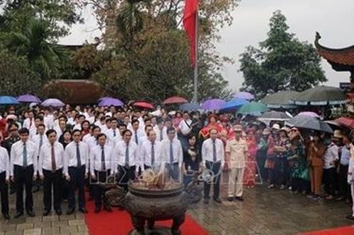 Thành kính Lễ giỗ Đức Quốc Tổ Lạc Long Quân và Tổ Mẫu Âu Cơ