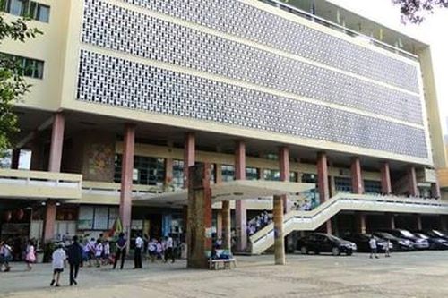 Cung Thiếu nhi Hà Nội: Giữ bay bỏ?