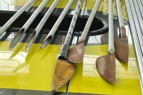 Cầm dao phóng lợn bỏ chạy khi thấy CSGT