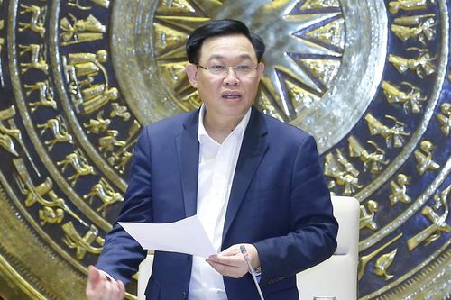 Đề xuất kéo dài tuổi hưu với các trường hợp đặc biệt ứng cử ĐBQH