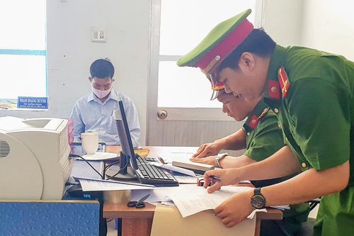 Khởi tố nguyên Trưởng phòng Tài nguyên và Môi trường TP Tuy Hòa