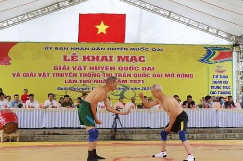 Huyện Quốc Oai: Gần 200 đô vật tham gia tranh tài