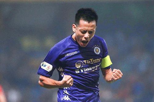 Hà Nội FC khủng hoảng vì phụ thuộc Văn Quyết